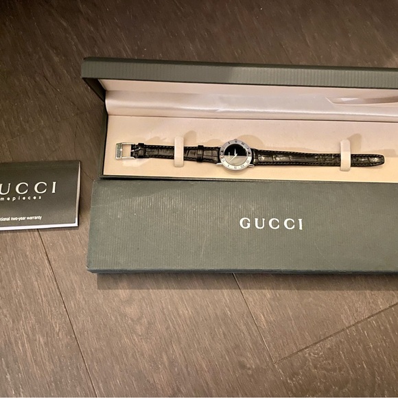 Gucci 3000L Black Dial Women’s Watch - Picture 4 of 13